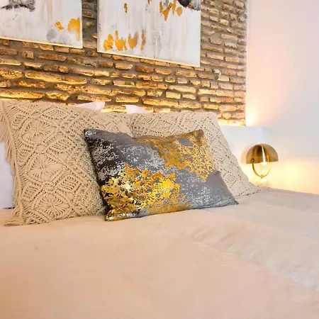 Будинок відпочинку ~chocolat~ Unique Place In An Individual House Толедо
